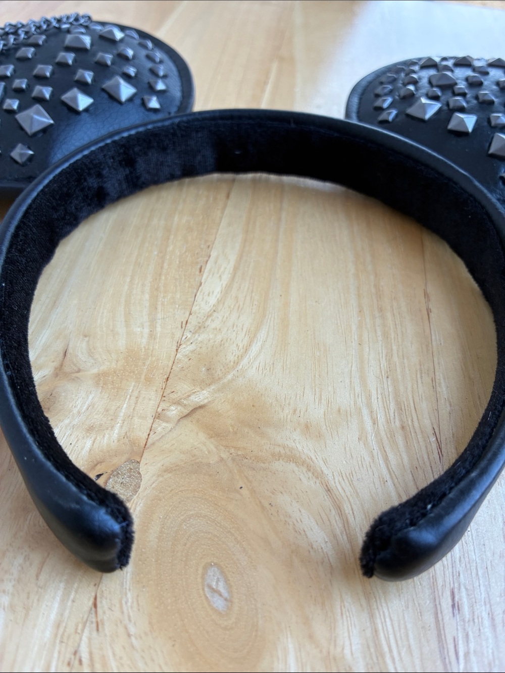 Disney Black Studded Mouse Ears Headband with Chain Detail - Picture 3 of 6
